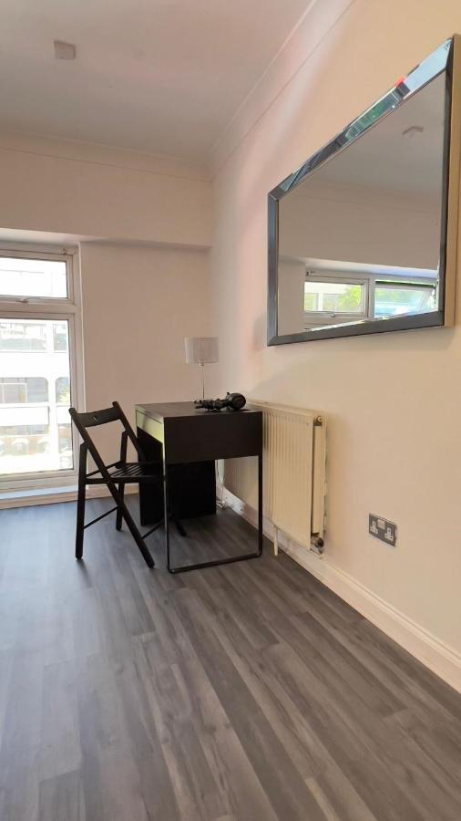 Aldgate Rooms ロンドン エクステリア 写真